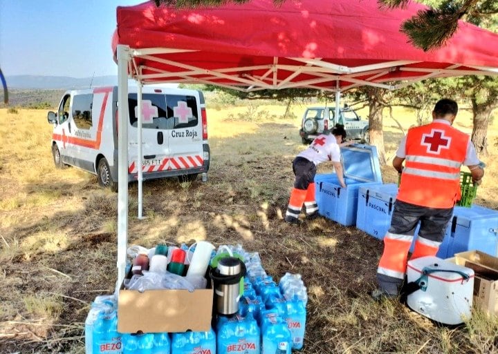 Cruz Roja ha dado por finalizada hoy su labor en el incendio de Navafría