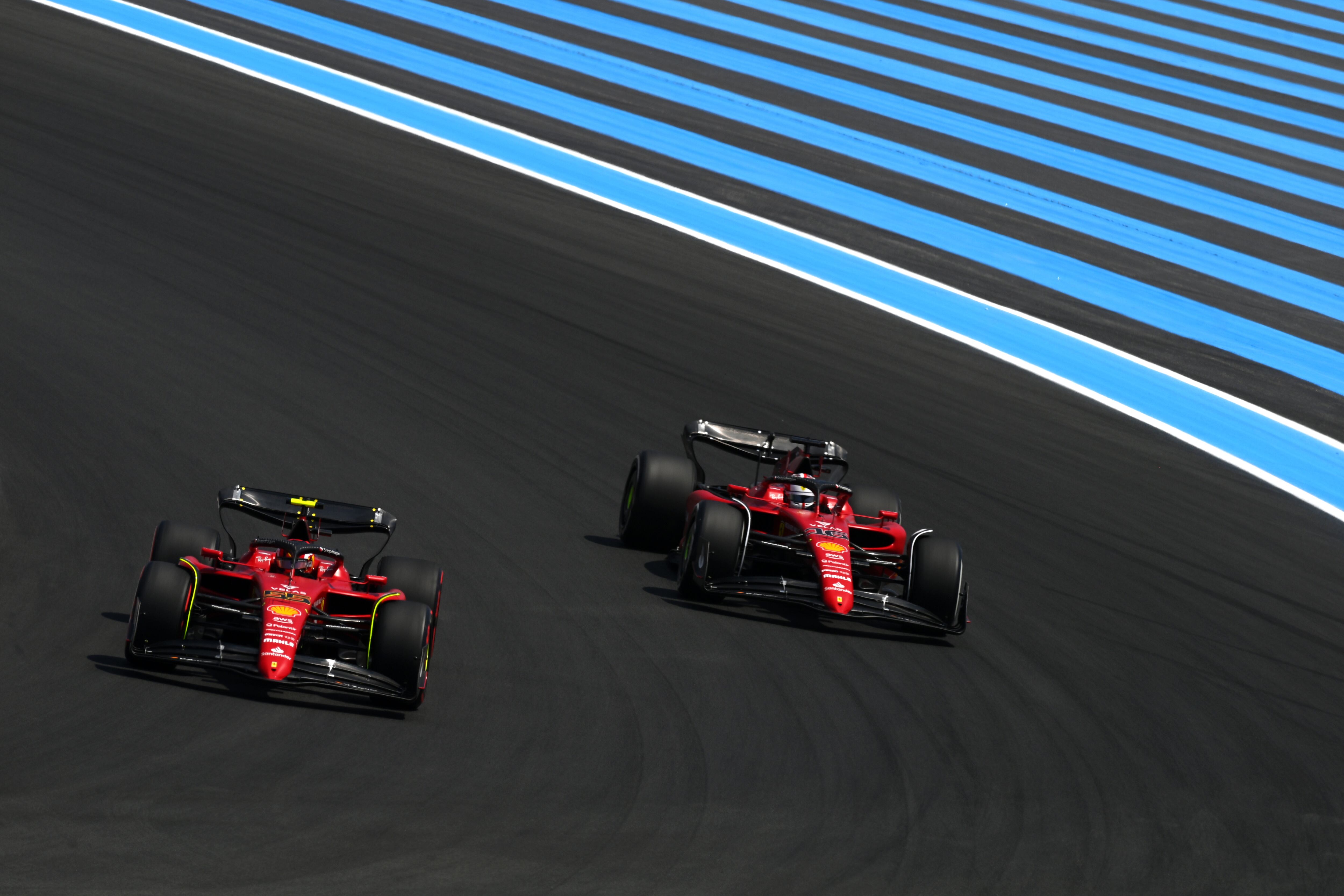 Carlos Sainz y Charles Leclerc, durante el GP de Francia