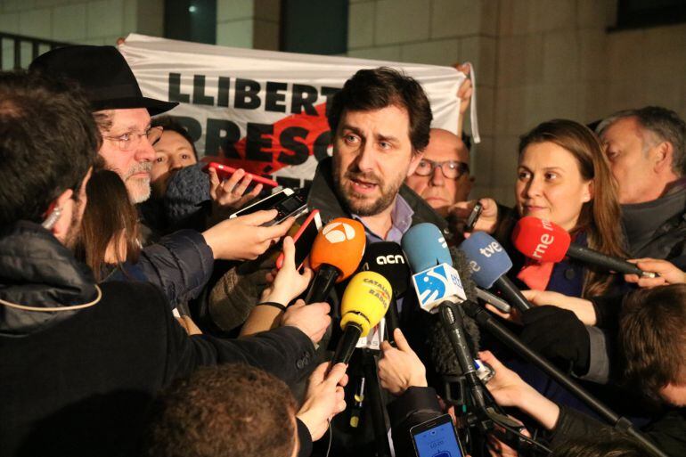 Comín, Serret y Puig, en libertad sin fianza mientras se resuelve la euroorden