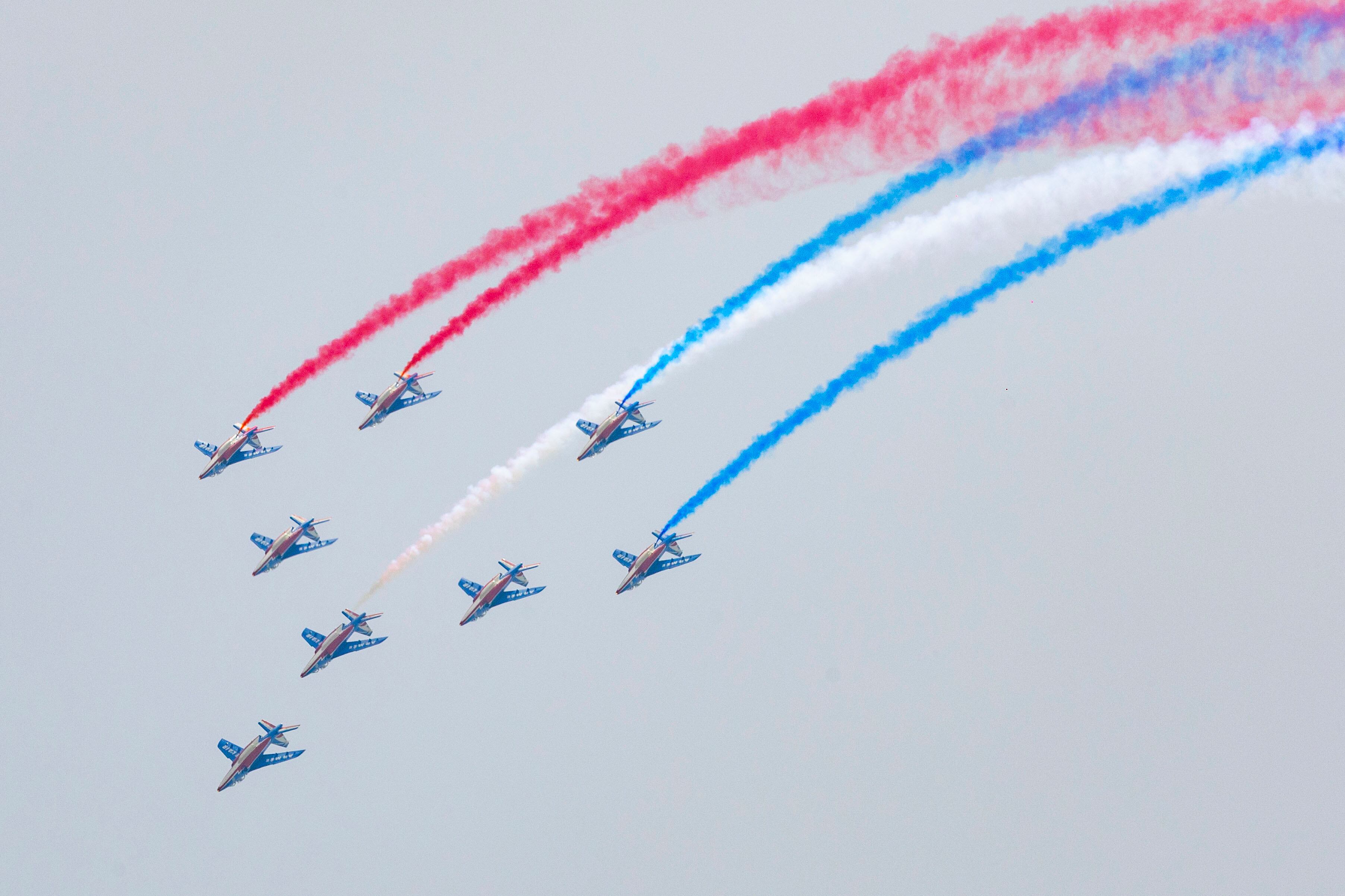 SAN JAVIER (MURCIA), 14/06/2025.- Exhibición de la Patrouille de France, dentro del marco de ?Aire 2025?, este sábado en la Academia General del Aire de San Javier (Murcia) EFE/ Marcial Guillén
