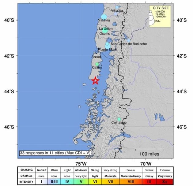 Un terremoto de 7,6º obliga a evacuar cinco regiones de Chile ante el riesgo de tsunami.