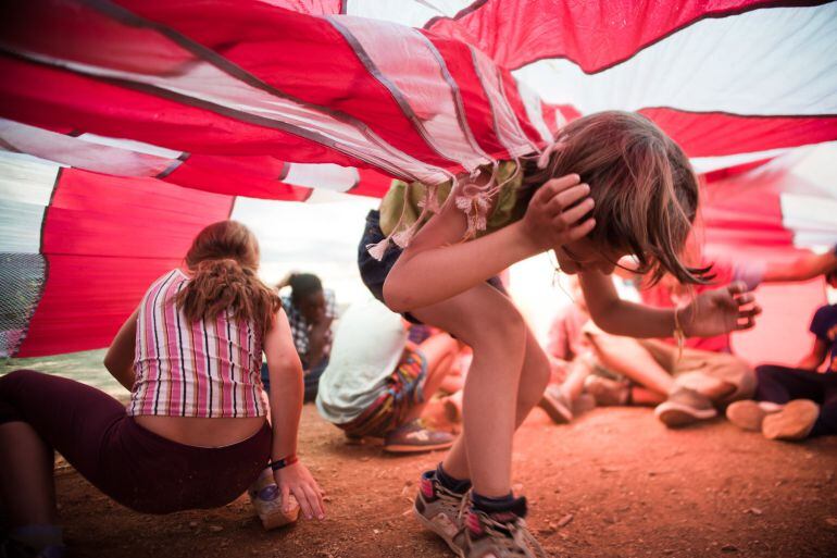 Más de 2000 niños y niñas en riesgo de probreza participan en las colonias de verano de la ONG