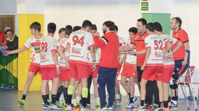 Ricky Margareto deja Balonmano Nava