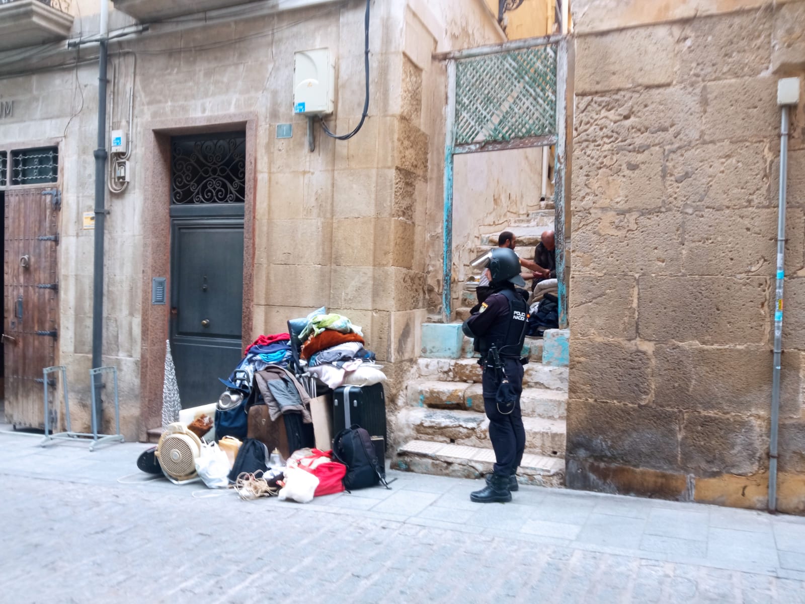 Desahucio en la calle Heliodoro Guillén, 3 de Alicante