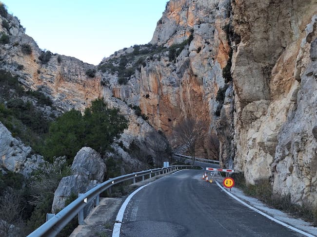 Imagen carretera entre Baldellou y Camporrells