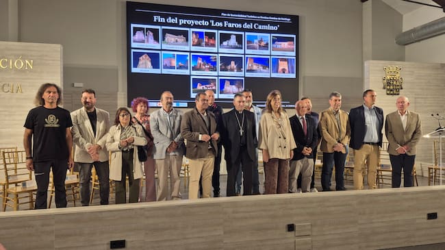 La Diputación de Palencia culmina el proyecto 'Los Faros del Camino' en catorce localidades tras iluminar 19 monumentos del Camino de Santiago