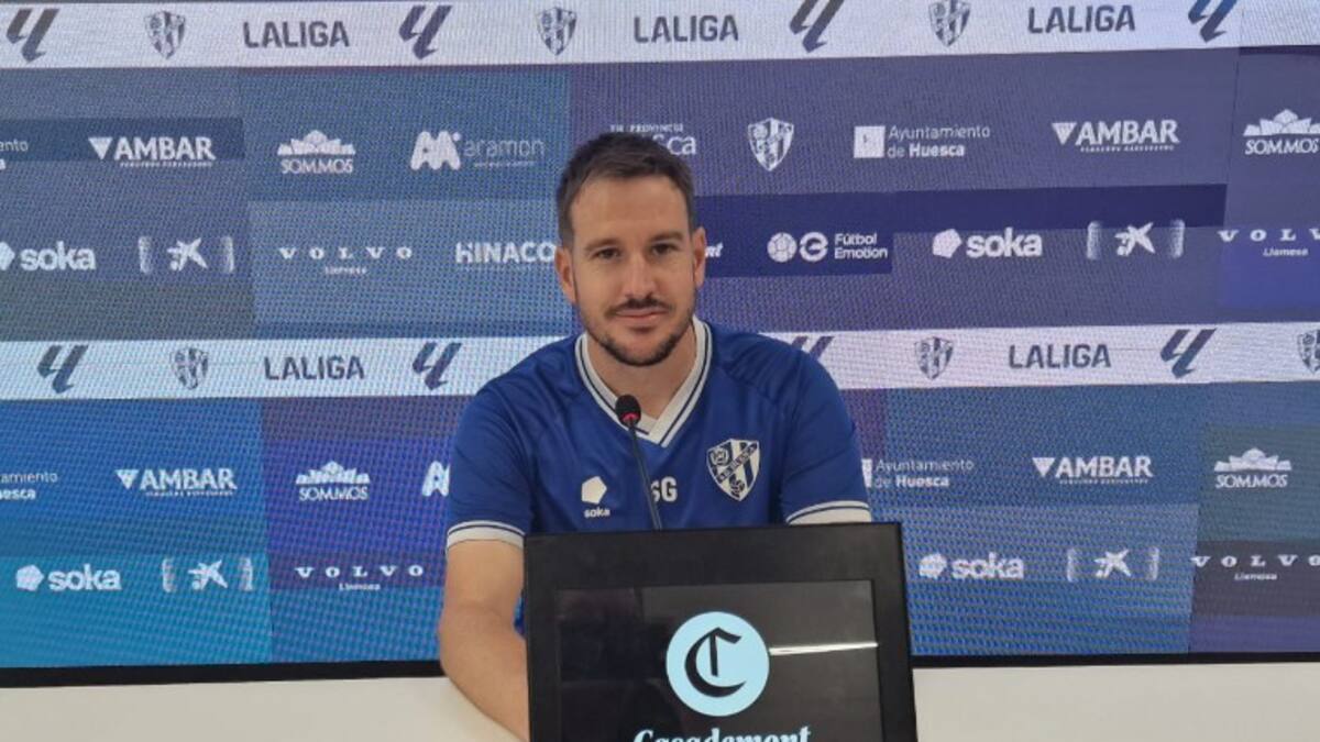 Sergi Guilló en la previa del partido de la SD Huesca ante el Éibar