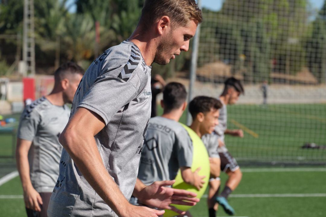 Momento de un entrenamiento del Real Murcia