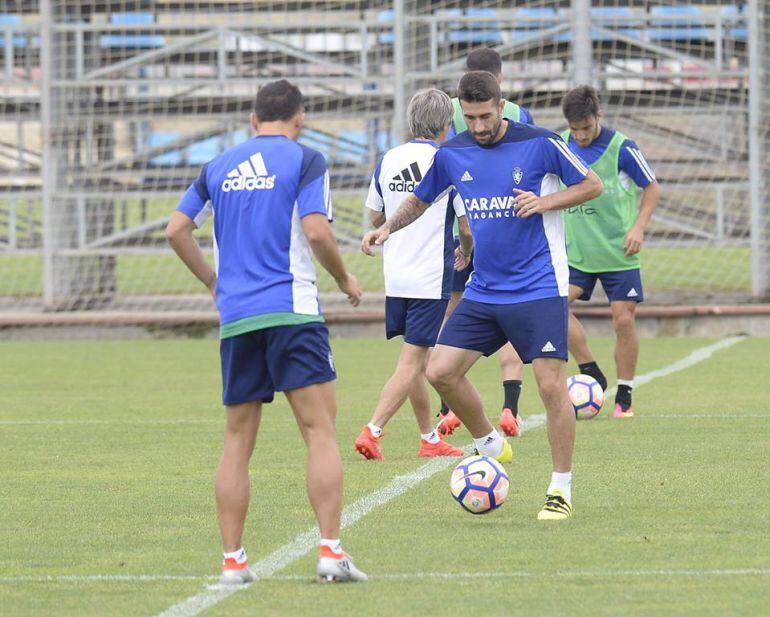 Cani durante un entrenamiento en la Ciudad Deportiva del club