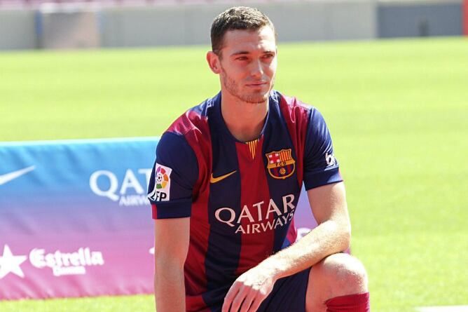 Vermaelen posa por primera vez con la camiseta azulgrana
