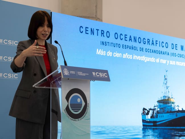GRAFAND4119. MÁLAGA, 23/10/2024.-La ministra de Ciencia, Innovación y Universidades, Diana Morant, durante la inauguración de la nueva sede del Centro Ocenográfico de Málaga IEO-CSIC, dedicado a la investigación en ciencias del mar, especialmente en lo relacionado con el conocimiento científico del océano, la sostenibilidad de los recursos pesqueros y el medio ambiente marino. EFE/Jorge Zapata