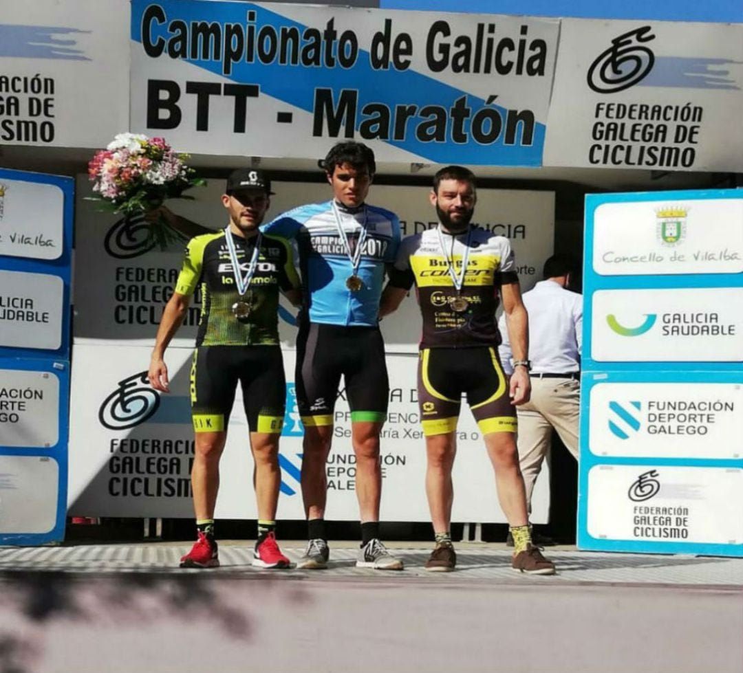 Doblete para el corredor del Club Ciclista de Maceda-Grupo Academia Postal, Saúl López. En el mes de julio, se proclamaba campeón gallego en Rali. Este fin de semana, campeón gallego absoluto de Maratón.