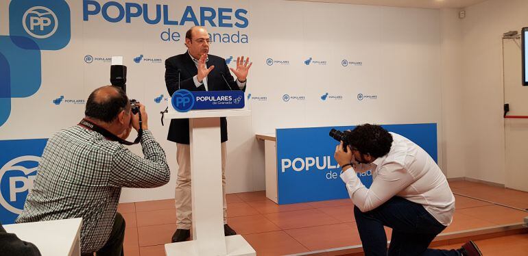 Sebastián Pérez, candidato por el PP a la alcaldía de Granada