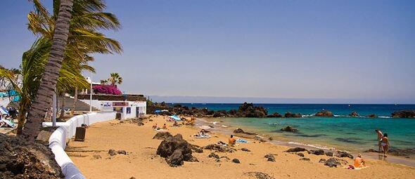 Playa Chica en Puerto del Carmen, Lanzarote.