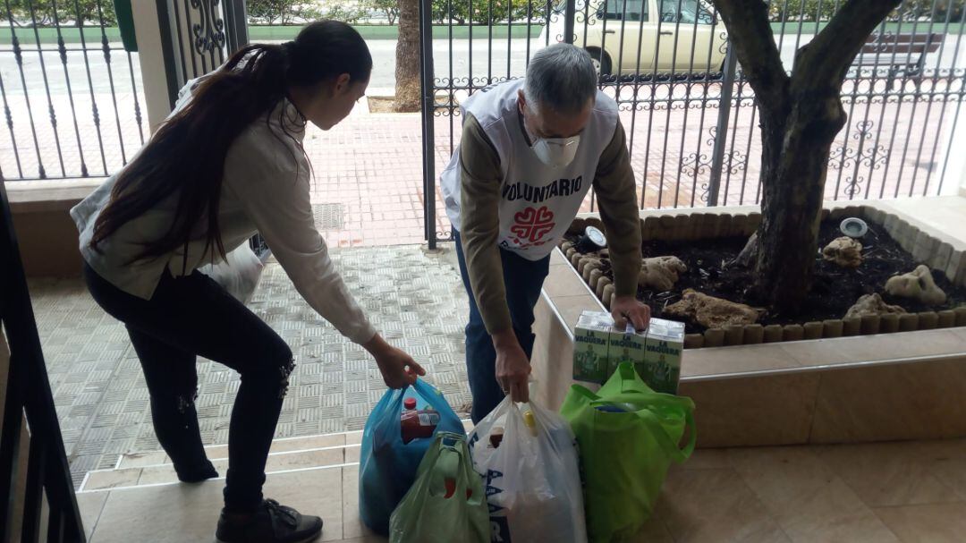 Voluntarios de Cáritas