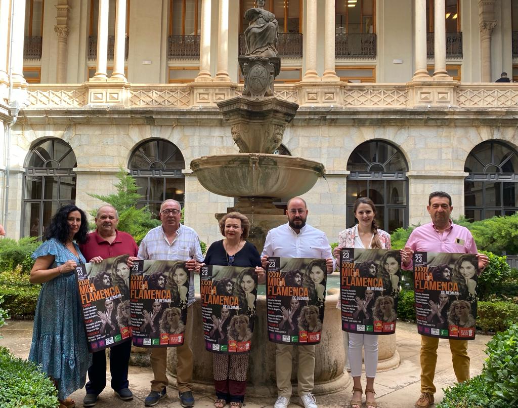 Momento de la presentación del cartel de la 34 Miga Flamenca en la Diputación Provincial de Jaén