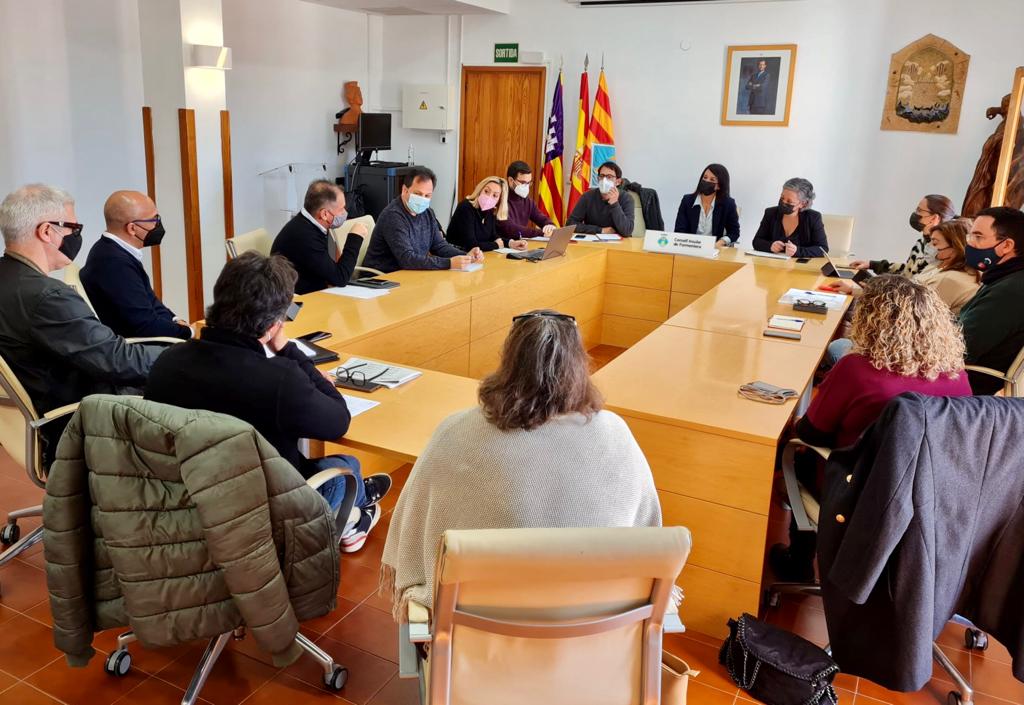 Reunión en Formentera con el conseller Iago Negueruela (Consell de Formentera)