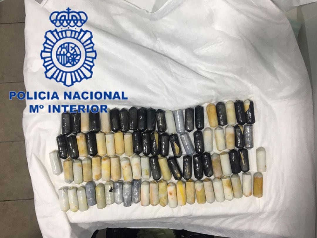 Droga incautada a un hombre en el aeropuerto de Manises