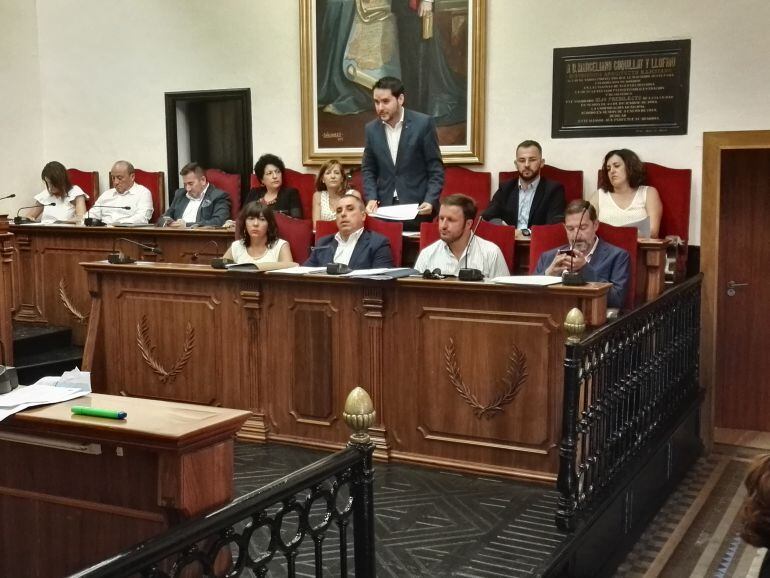 David Caballero, portavoz de Ciudadanos, interviene en el pleno