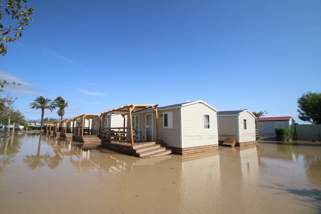 El Camping de Cabo de Gata (en Almería) inundado a consecuencia de las fuertes lluvias. 