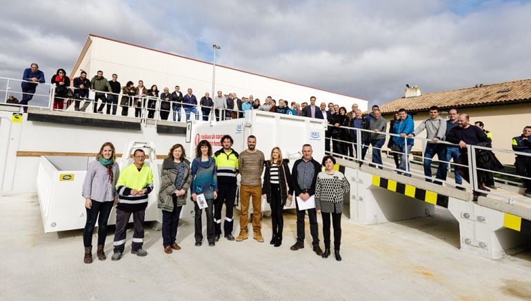 Acto de inauguración oficial del Punto Limpio en Puente la Reina