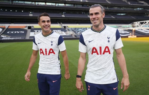 Reguilón y Gareth Bale estrenan la camiseta del Tottenham