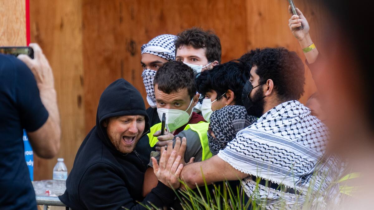 La policía irrumpe en la Universidad de Columbia (Nueva York) para disolver las manifestaciones propalestina