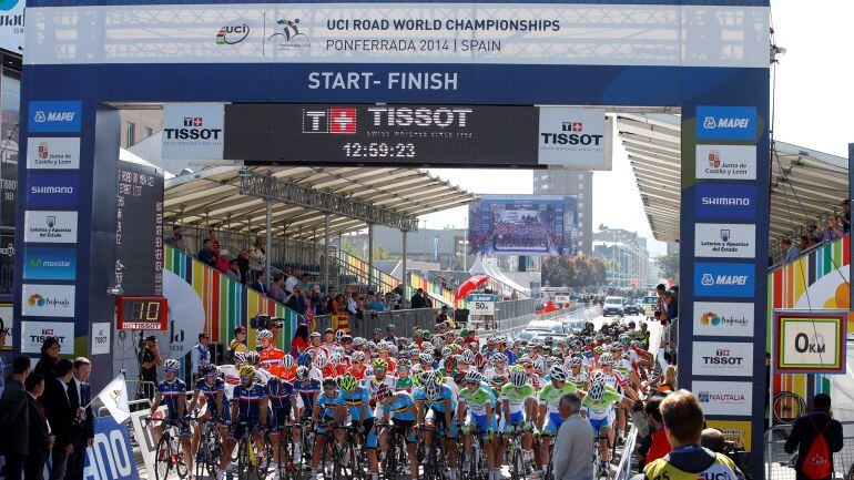 Salida en una de las pruebas del Mundial de Ciclismo de Ponferrada