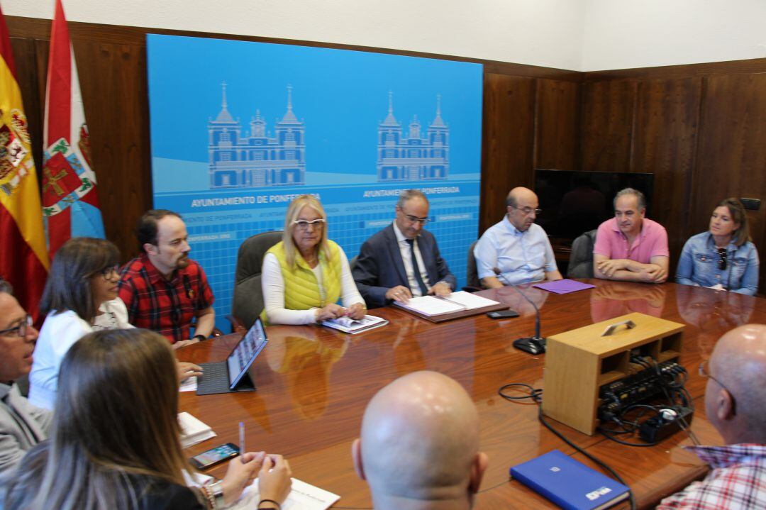 Reunión en el ayuntamiento