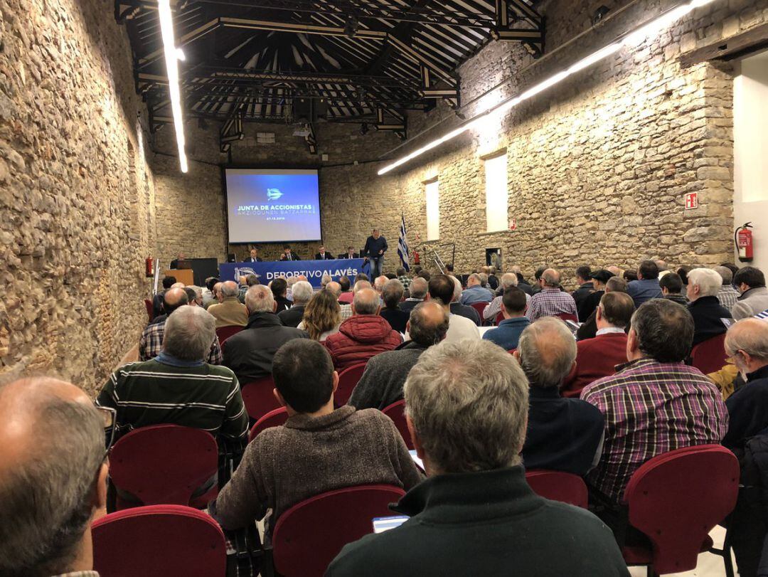 Junta de Accionistas en Villa Suso.
