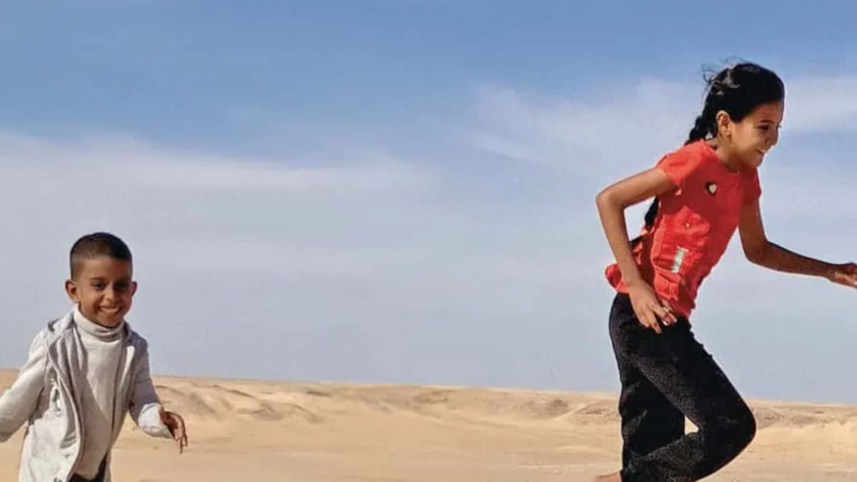 El programa Oporrak Bakean busca familias de acogida en Donostia