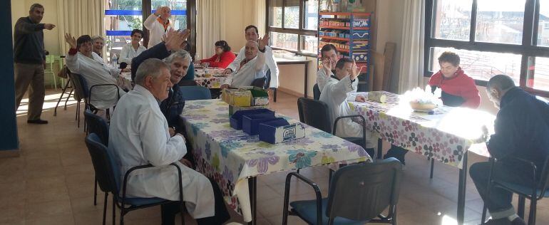 Uno de los talleres realizados en las instalaciones de APANAS en la calle Oslo nº 20 de la ciudad de Toledo