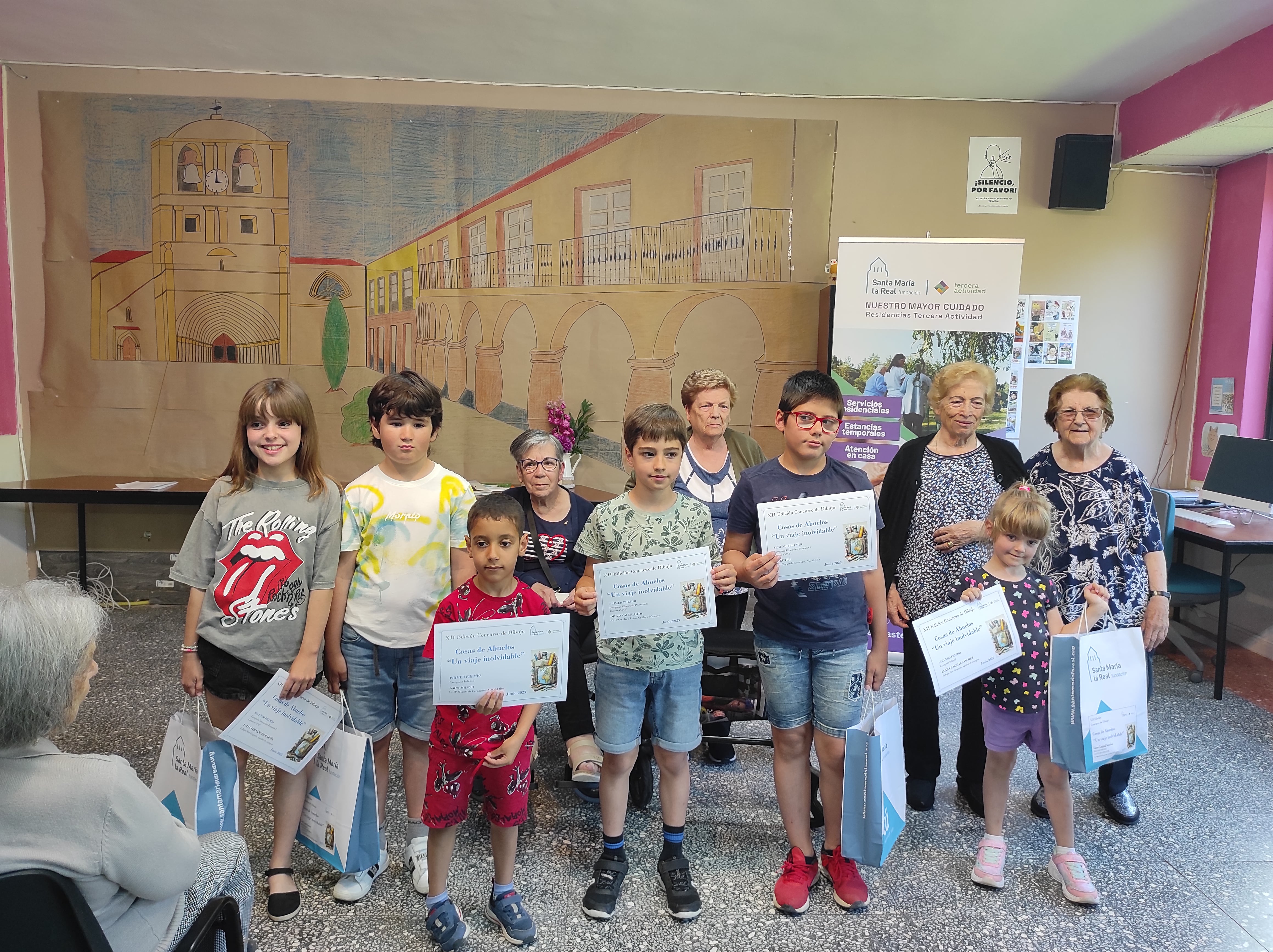 Entregados los premios del concurso de dibujo “Cosas de Abuelos” en Tercera Actividad Aguilar