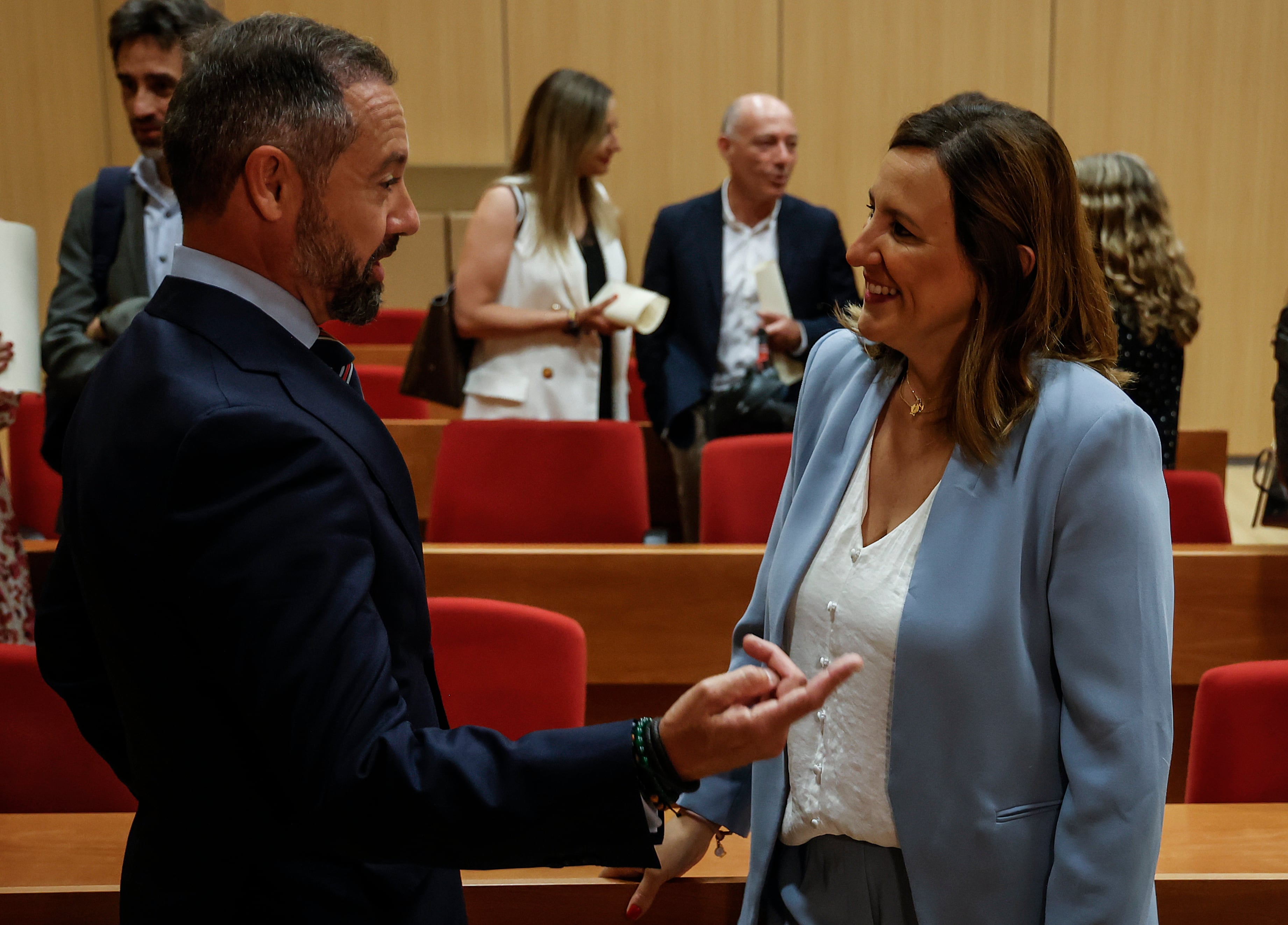 Juanma Badenas (Vox) y María José Catalá (PP)