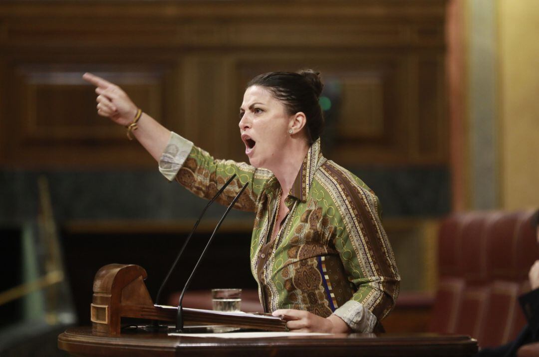 La secretaria general de Vox en el Congreso, Macarena Olona, durante una intervención en el Congreso de los Diputados