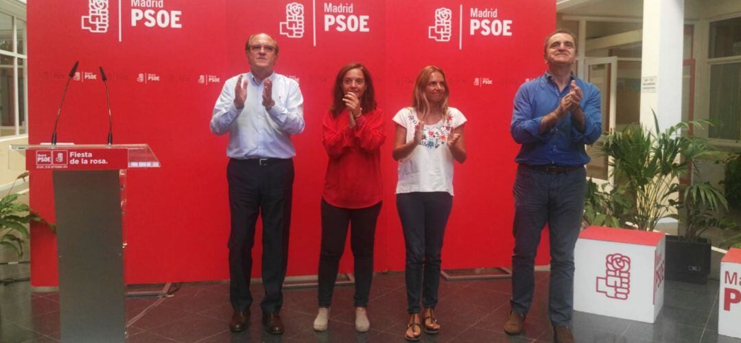 Los socialistas mantienen que no modificarán sus siglas de cara a las elecciones de mayo