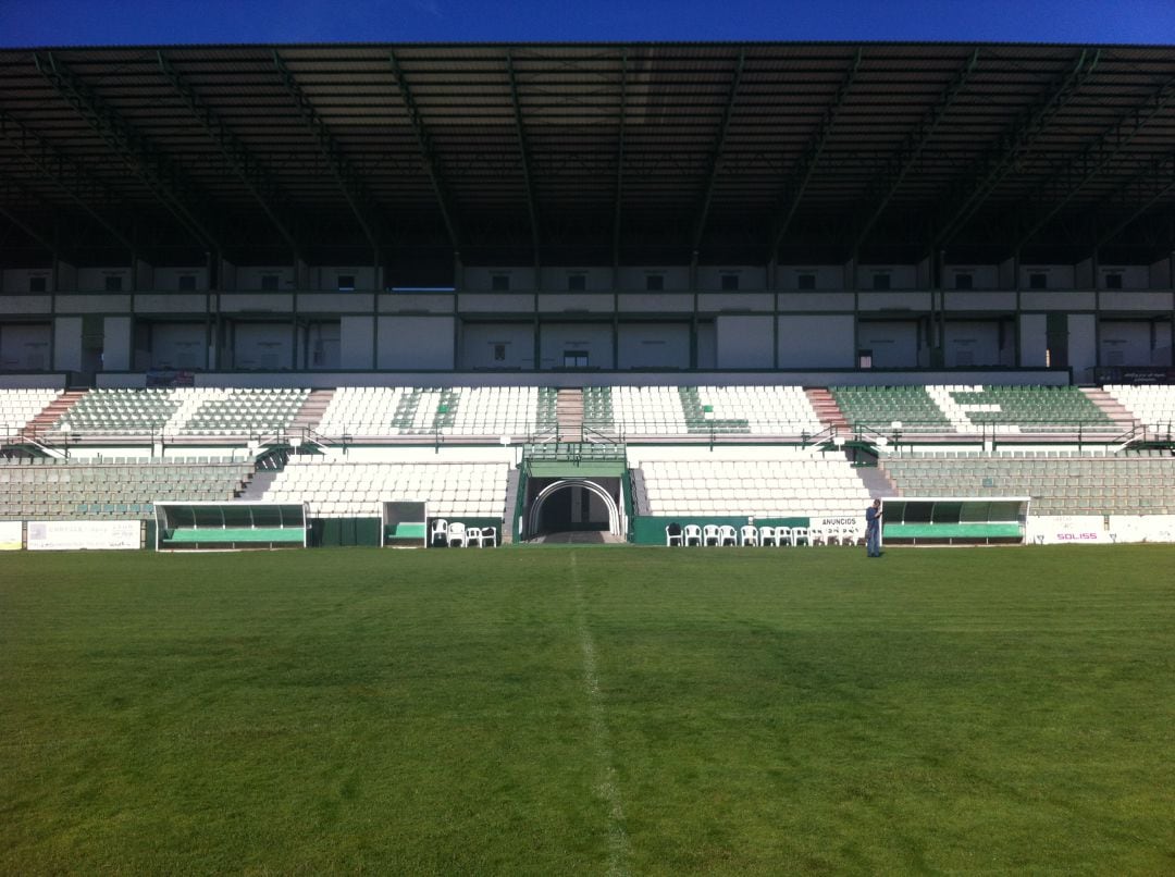 Tribuna principal del Salto del Caballo 