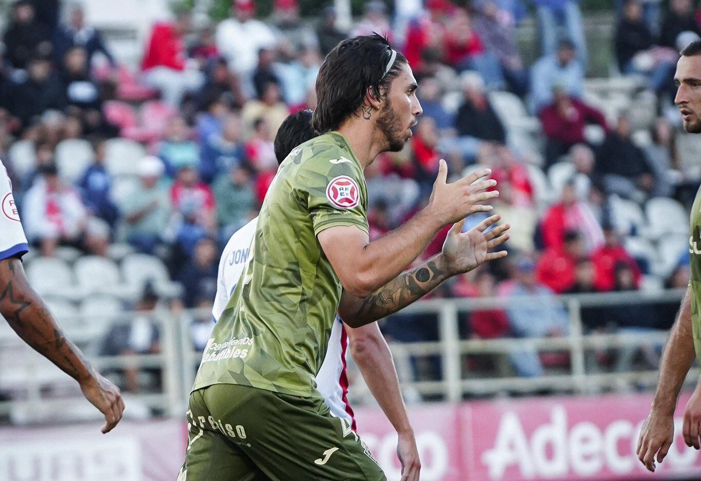 Andrés López Carmona, jugador de Real Murcia, se lamenta por una ocasión en Algeciras