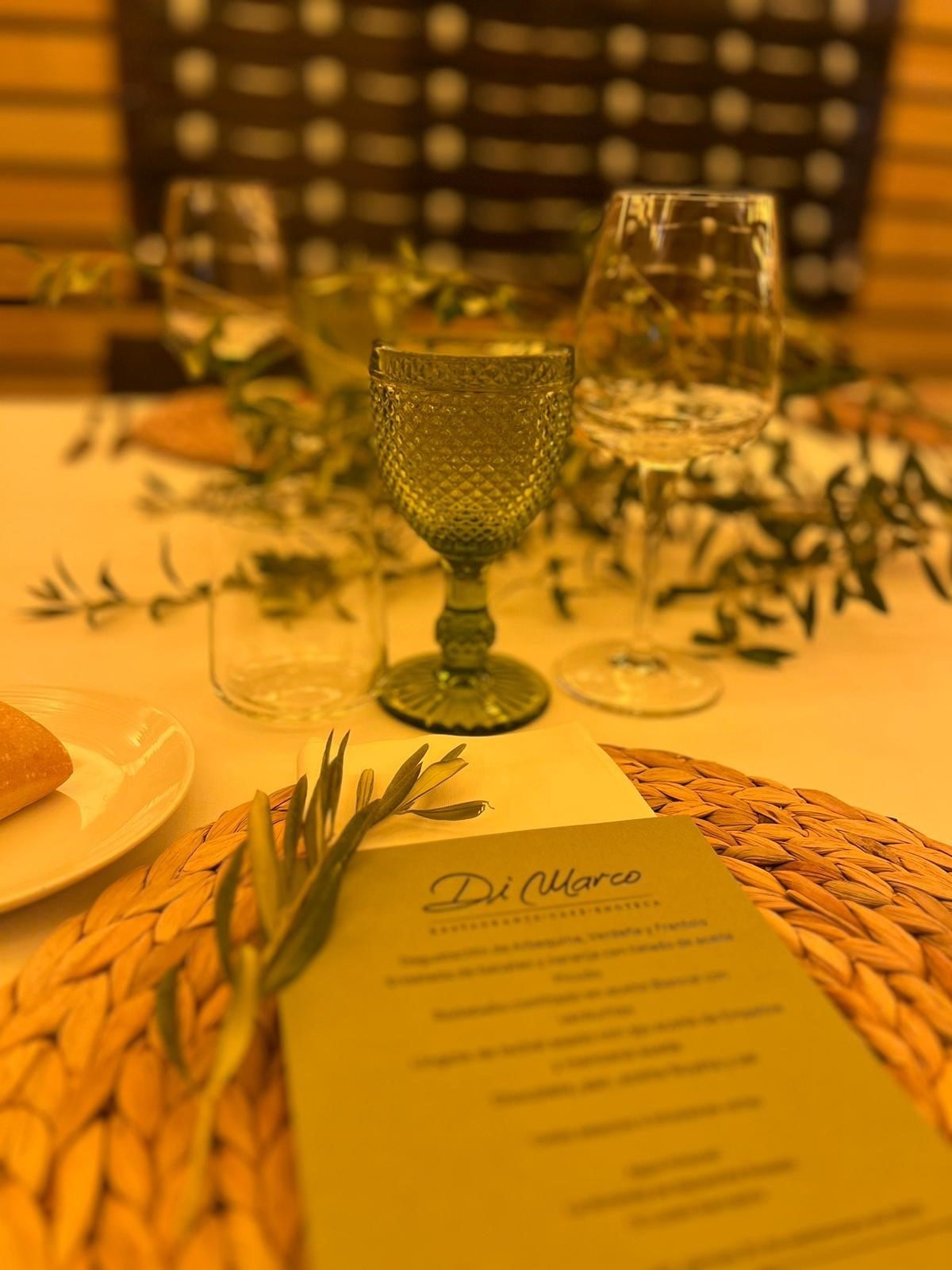 Todo preparado en Restaurante Di Marco para celebrar San Valentín