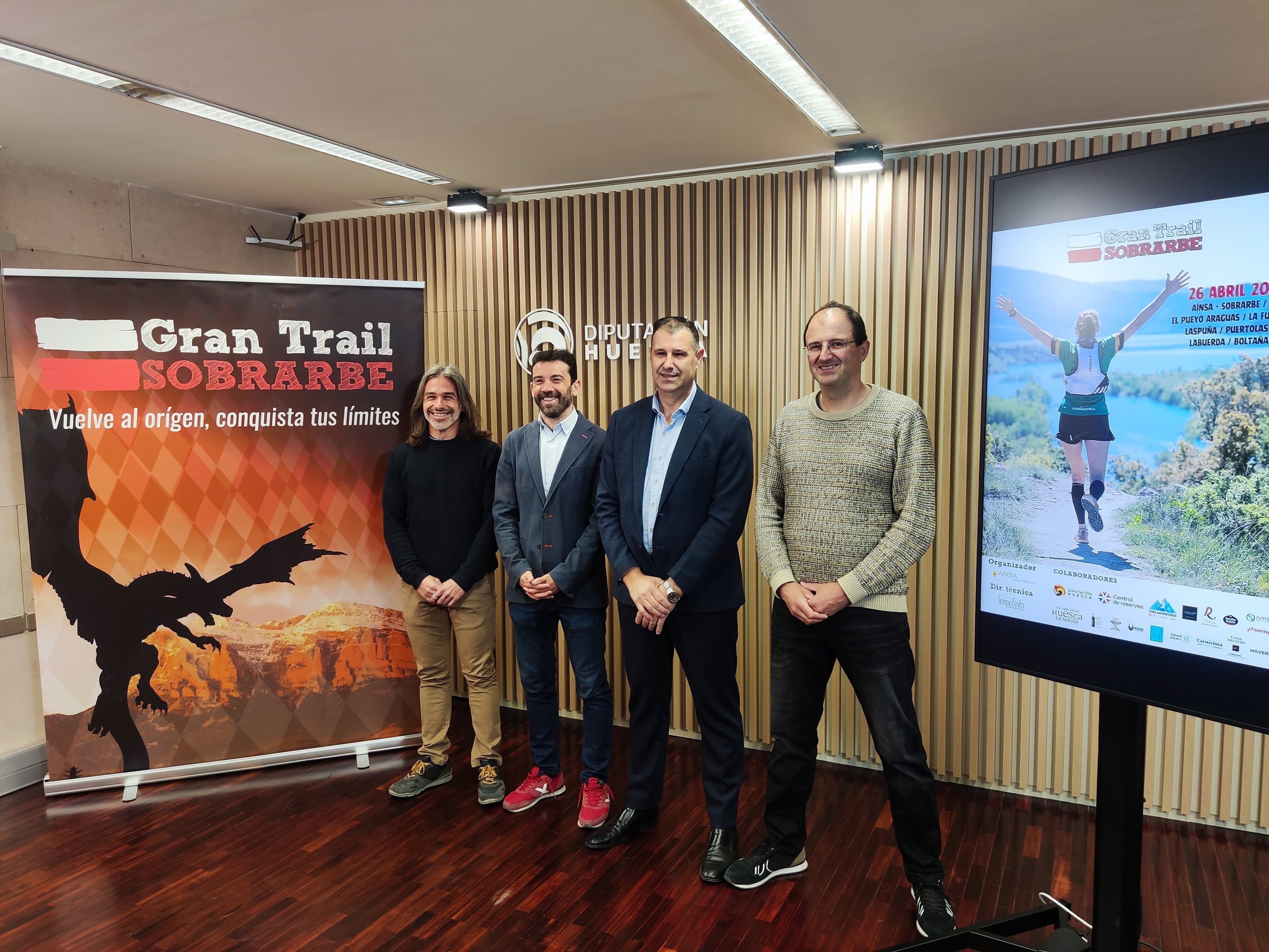 De izquierda a derecha, Pep Vega, Enrique Pueyo, Sergio Serra y José Luis Bergua en la DPH