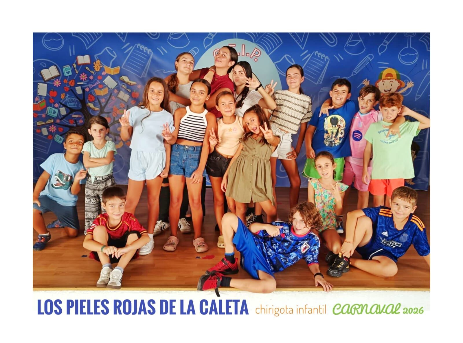 Componentes de la chirigota infantil Los Pieles Rojas de La Caleta