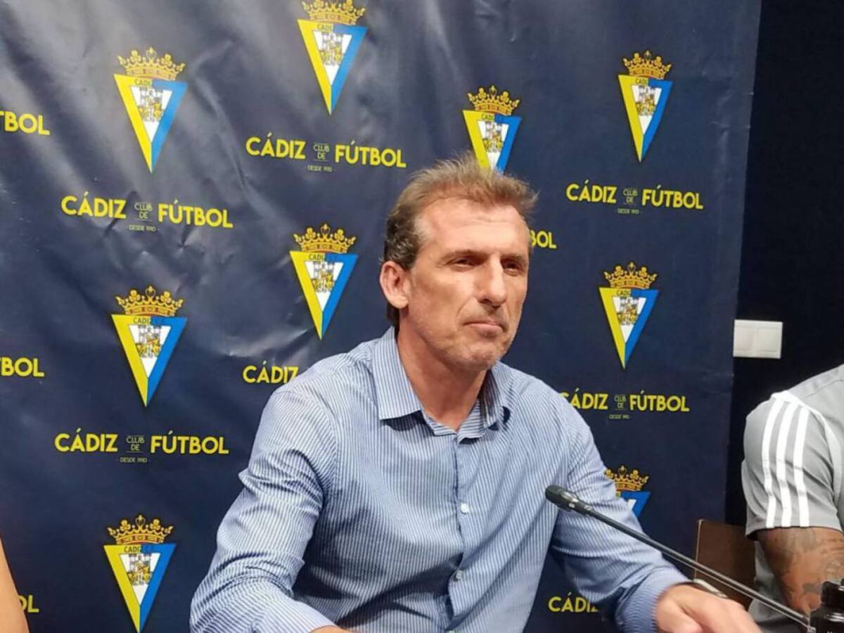 Alejo, Lozano y Akieme los nombres del final del mercado