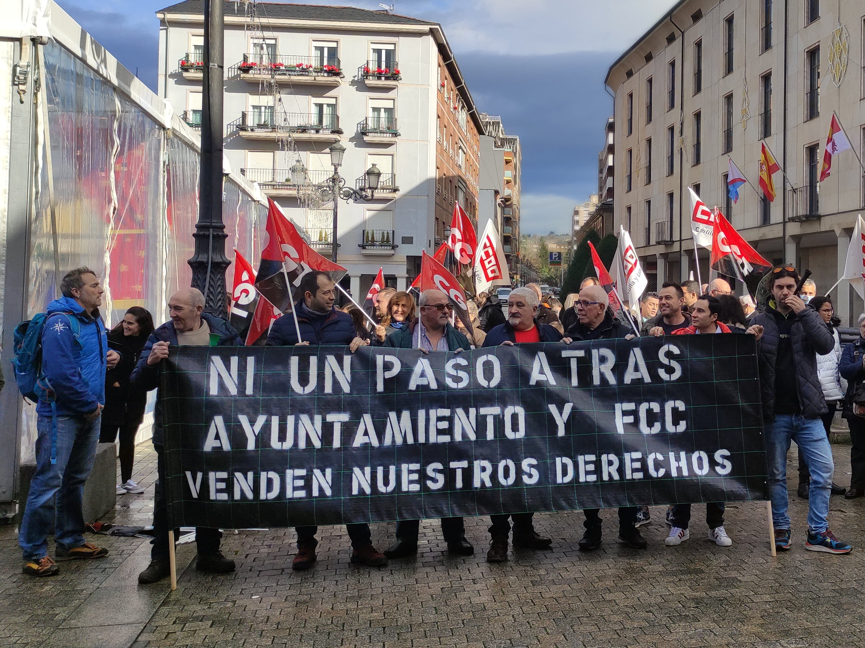 Concentración de protesta de los trabajadores de FCC. Archivo.