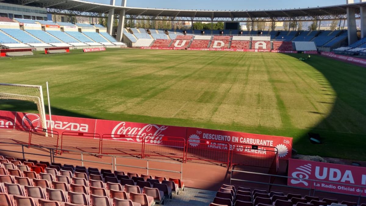 ¿Ha mejorado la hierba del Estadio Mediterráneo?
