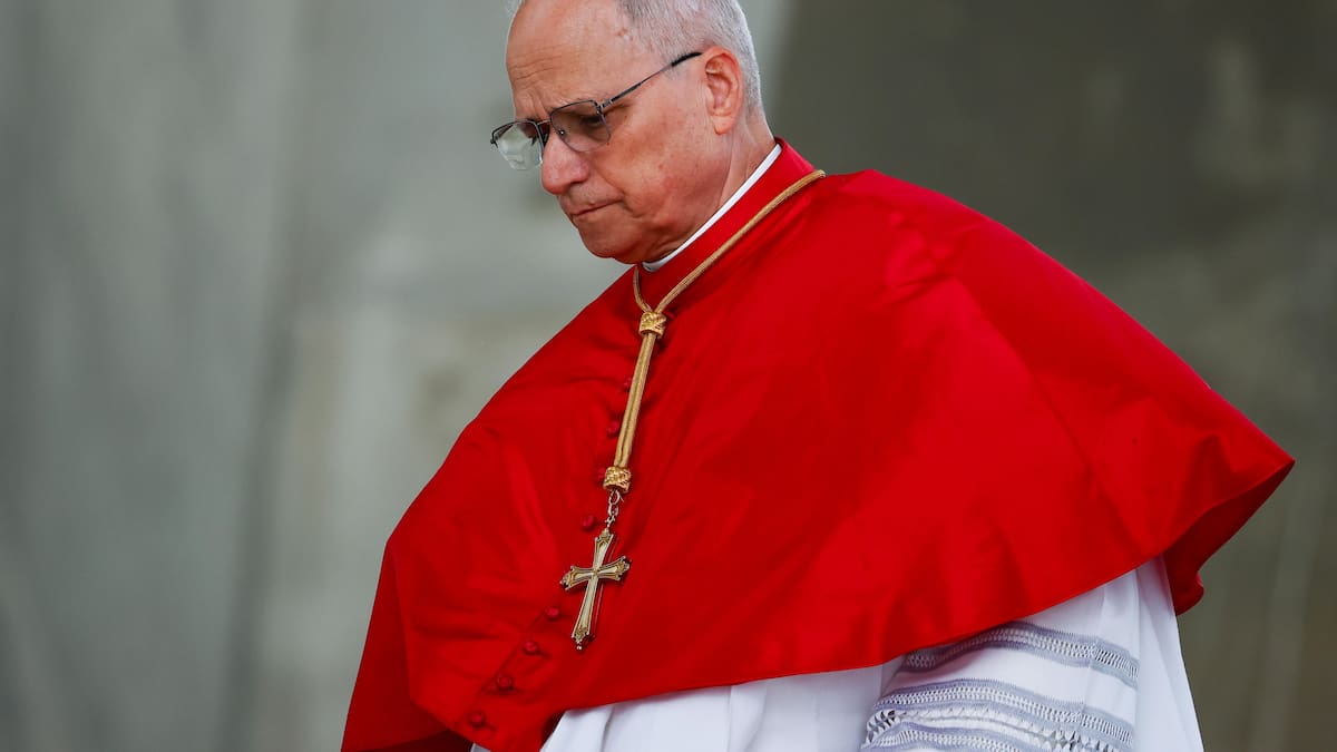 El pulso de Trump a León XIV y su imagen como Jesucristo eliminada tras la polémica