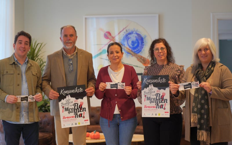 Zambombá solidaria contra el Alzheimer en Don Benito