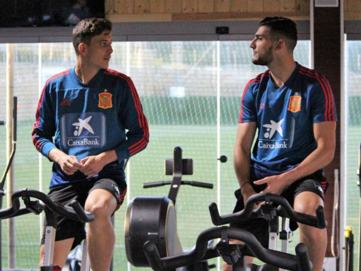 El defensa Pau Torres jugará mañana con la Sub-21