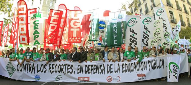 La cabecera de la manifestación estatal en contra de los recortes en Educación