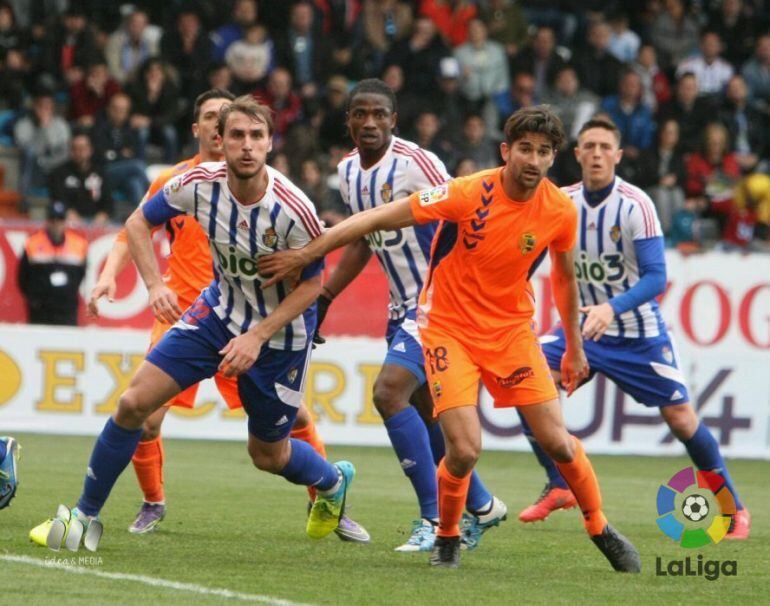 La Ponferradina tras ganar al Llagostera se aleja del descenso