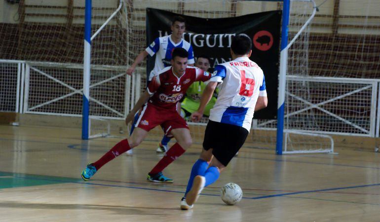 Fabricio durante el partido frente al Pozo